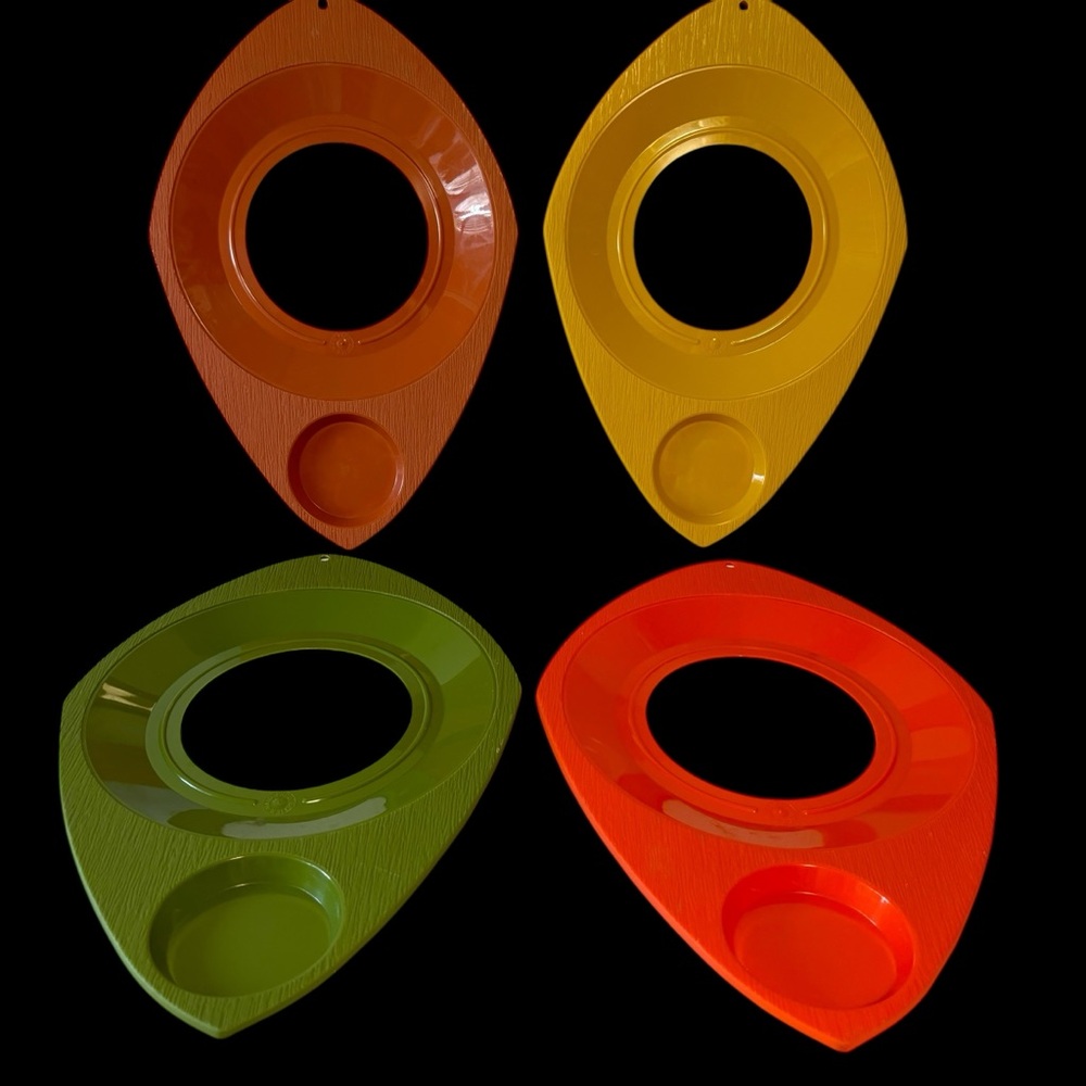 VTG Better Made Products Paper Plate & Drink Holders Plastic Set of 4 (have 8)